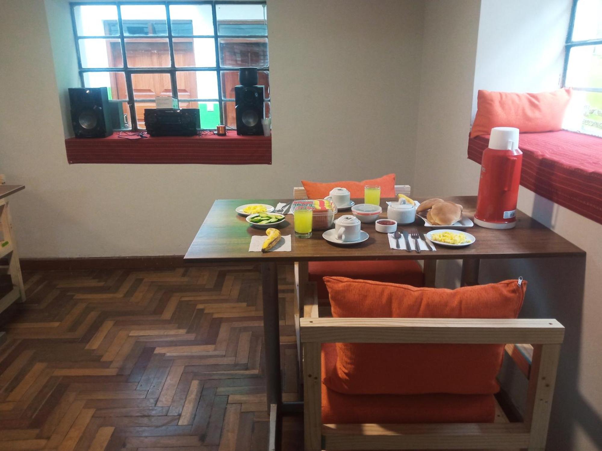 Hostel Tupac Yupanqui House Cusco Exterior photo