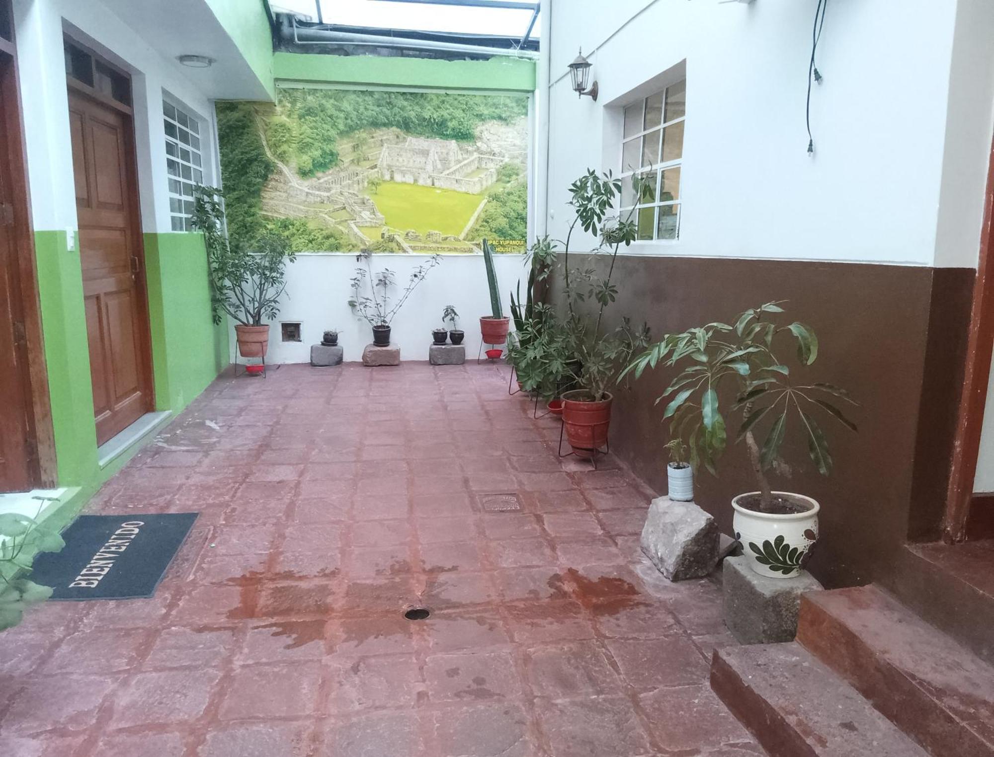 Hostel Tupac Yupanqui House Cusco Exterior photo