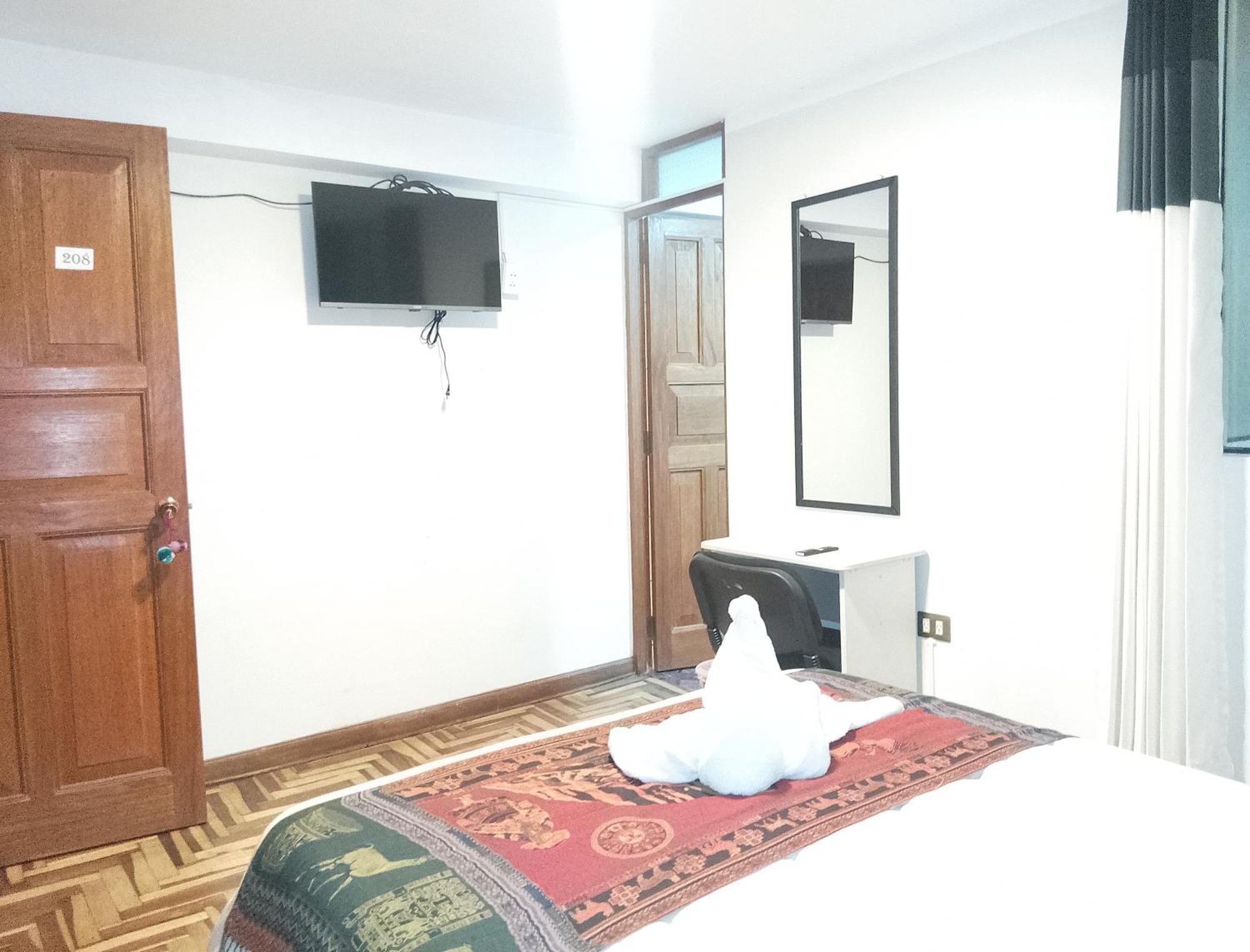 Hostel Tupac Yupanqui House Cusco Exterior photo